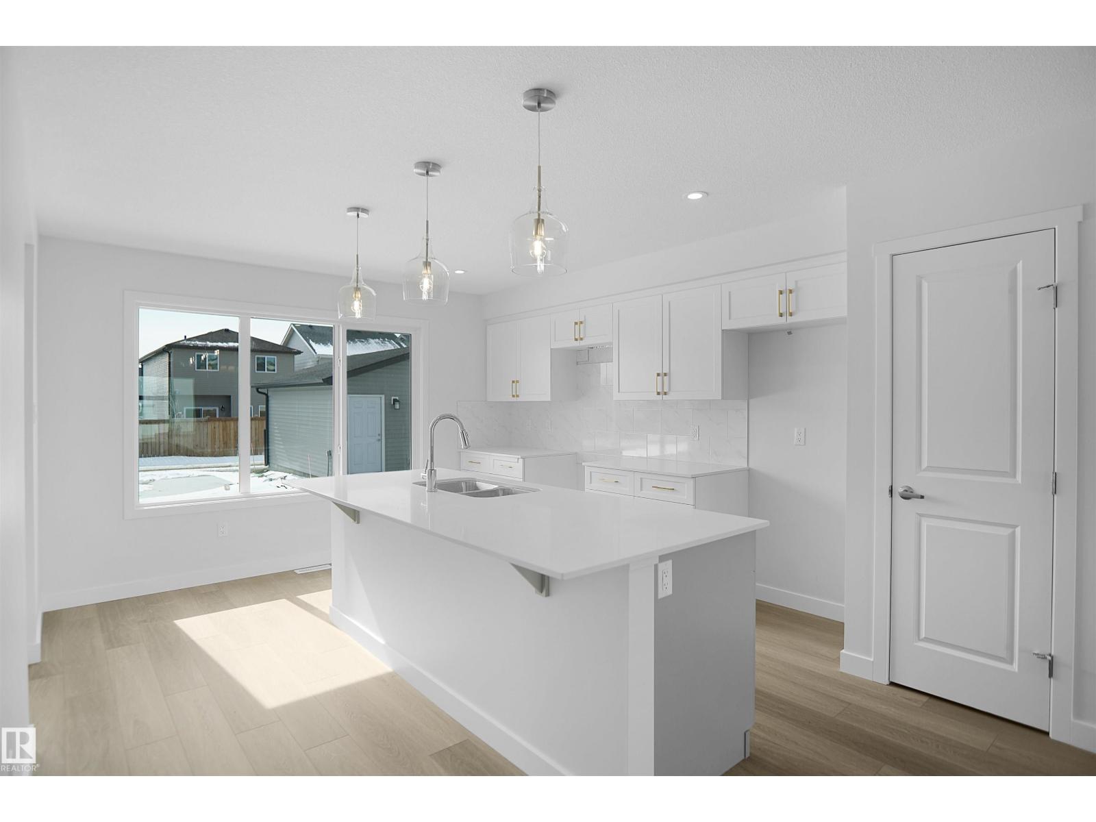 7351 181 Av NW, Edmonton, Alberta  T5Z 0T4 - Photo 11 - E4479825