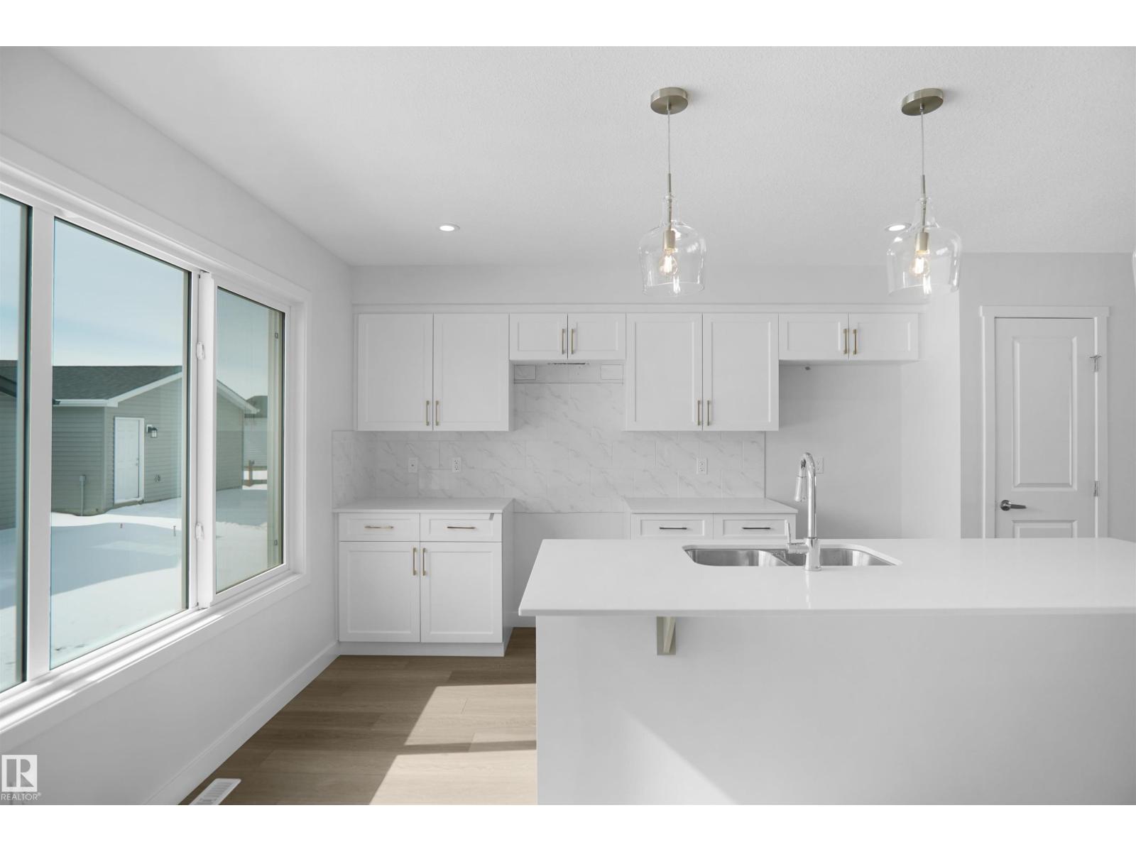 7351 181 Av NW, Edmonton, Alberta  T5Z 0T4 - Photo 13 - E4479825