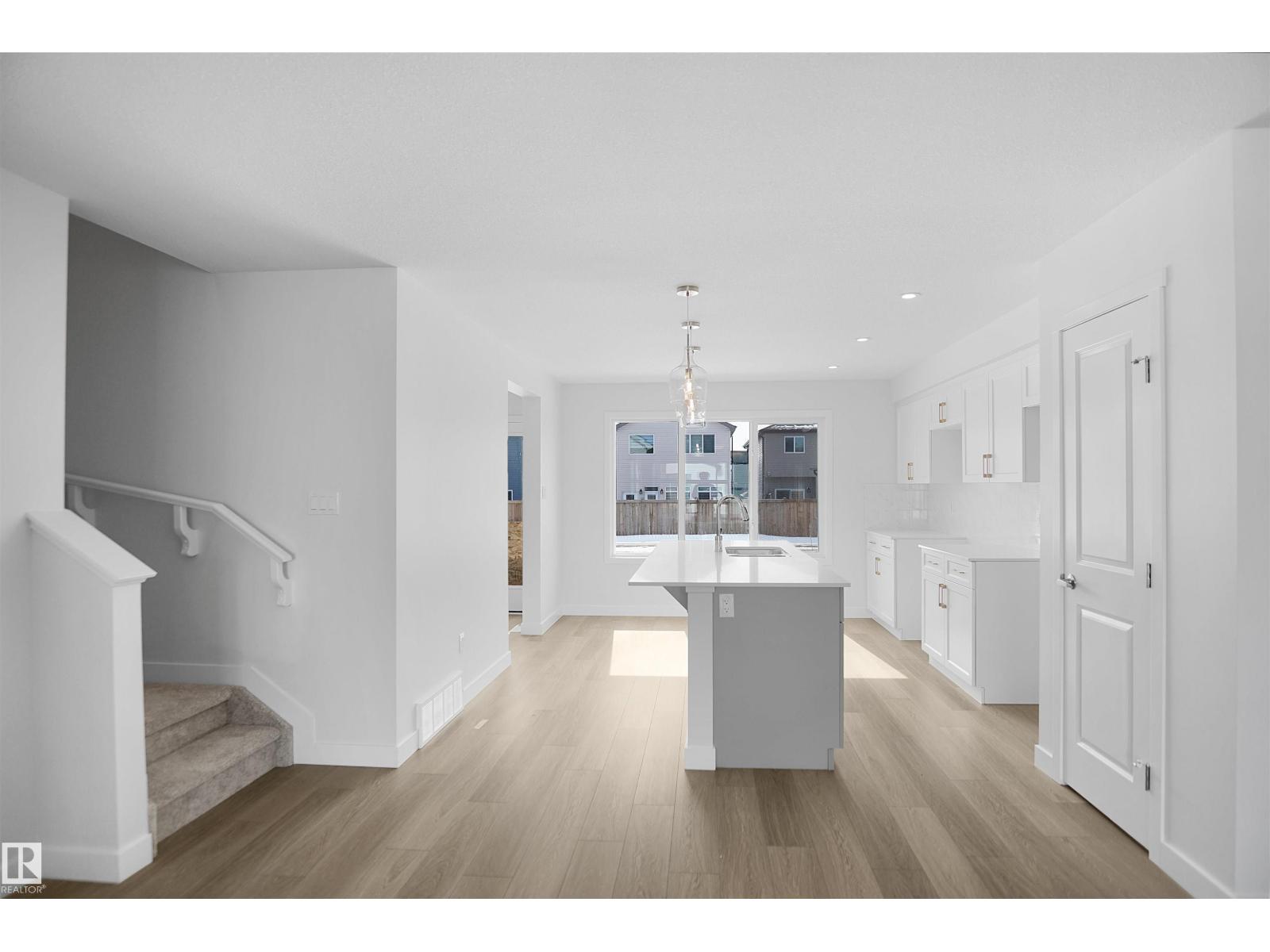 7351 181 Av NW, Edmonton, Alberta  T5Z 0T4 - Photo 9 - E4479825