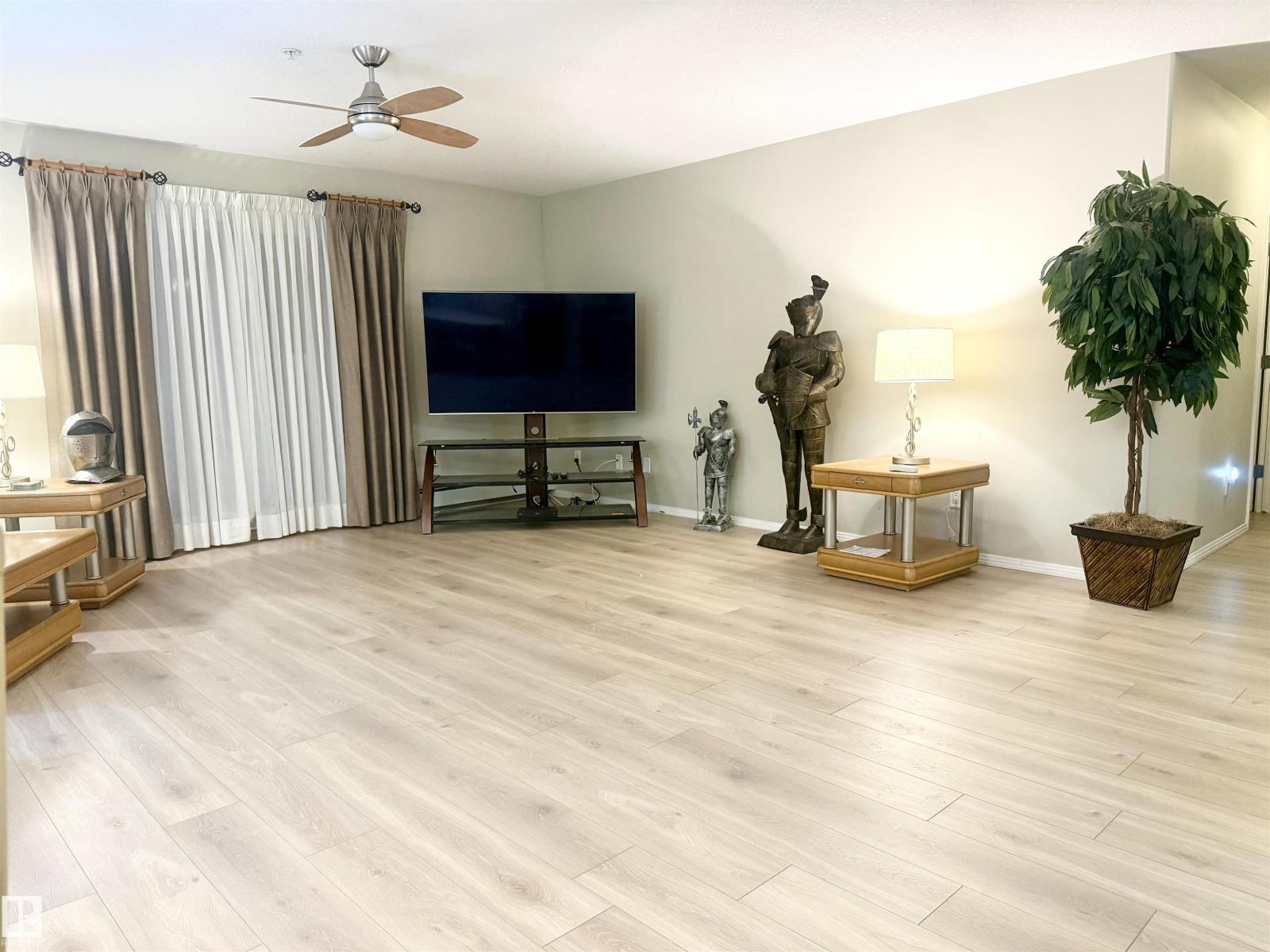 Unknown Address, ,     - Photo 15 - E4480256