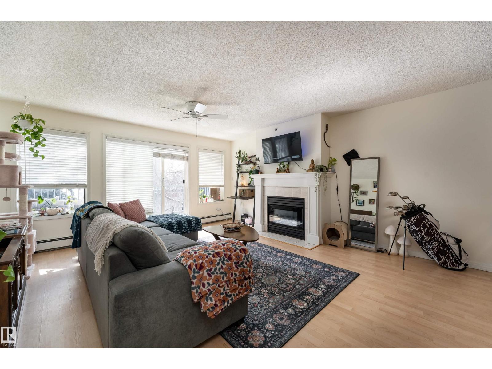 #315 10508 119 St Nw, Edmonton, Alberta  T5H 4M1 - Photo 3 - E4480266