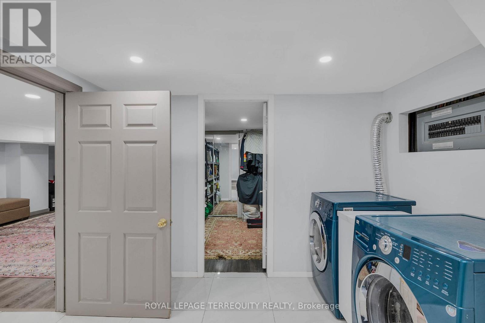 25 Bailey Crescent, Aurora, Ontario  L4G 2B2 - Photo 20 - N12926384