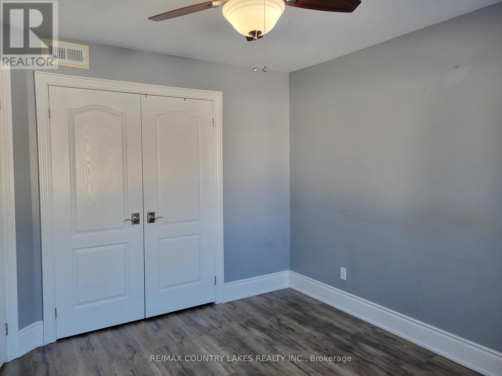 35 - 21 Laguna Parkway, Ramara, Ontario  L0K 1B0 - Photo 4 - S12830846