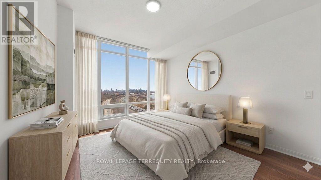 2205 - 15 Windermere Avenue, Toronto, Ontario  M6S 5A2 - Photo 11 - W12950880