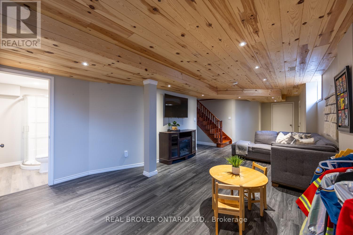 125 Hutton Place, Clarington, Ontario  L1C 5K2 - Photo 35 - E12951072