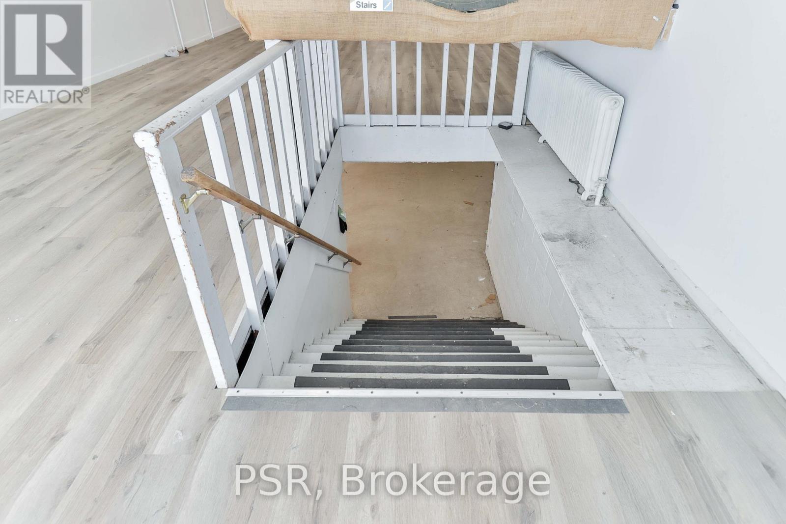 1702 Queen Street W, Toronto, Ontario  M6R 1B3 - Photo 10 - W12947902