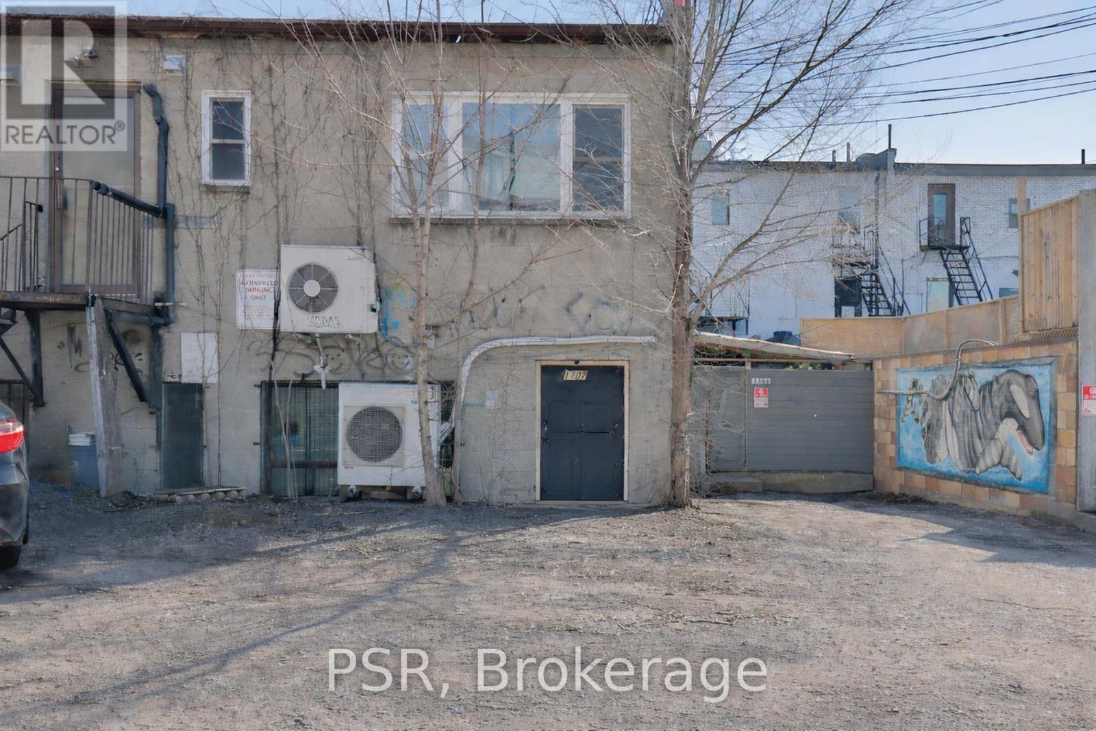 1702 Queen Street W, Toronto, Ontario  M6R 1B3 - Photo 24 - W12947902