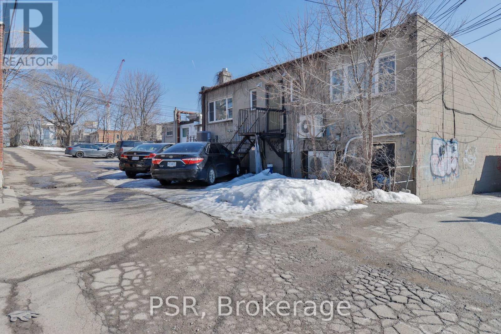1702 Queen Street W, Toronto, Ontario  M6R 1B3 - Photo 26 - W12947902
