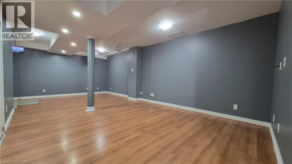 1039 Cedarglen Gate Unit# 15, Mississauga, Ontario  L5G 3A7 - Photo 19 - 40813024