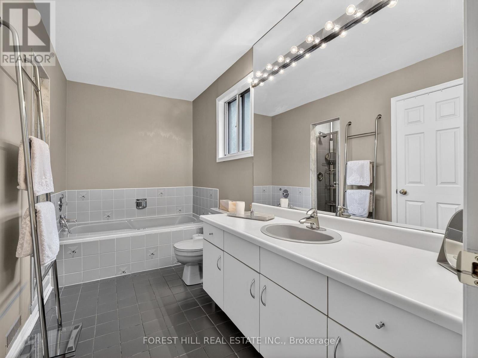 37 Artisan Place, Toronto, Ontario  M2H 3P5 - Photo 38 - C12950948