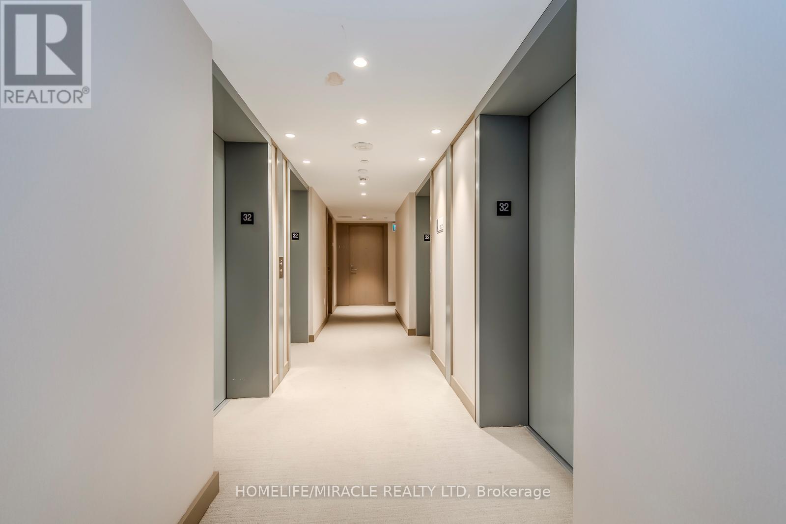 3210 - 125 Blue Jays Way, Toronto, Ontario  M5V 0N5 - Photo 4 - C12951080