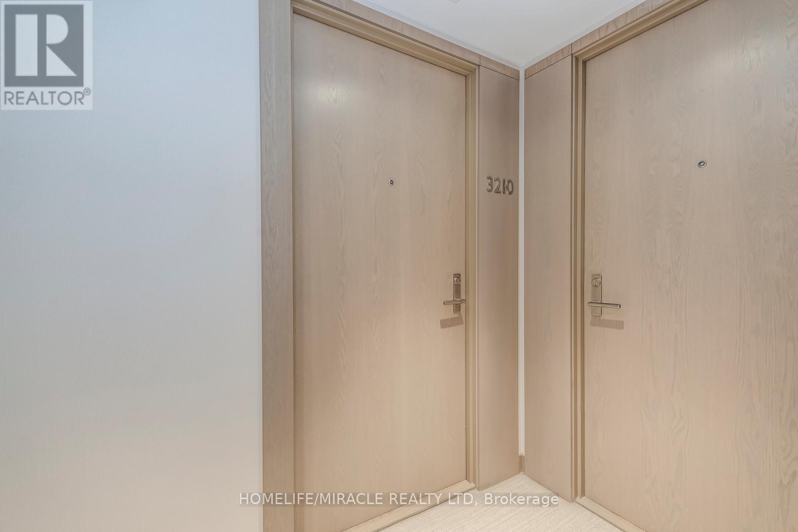 3210 - 125 Blue Jays Way, Toronto, Ontario  M5V 0N5 - Photo 5 - C12951080