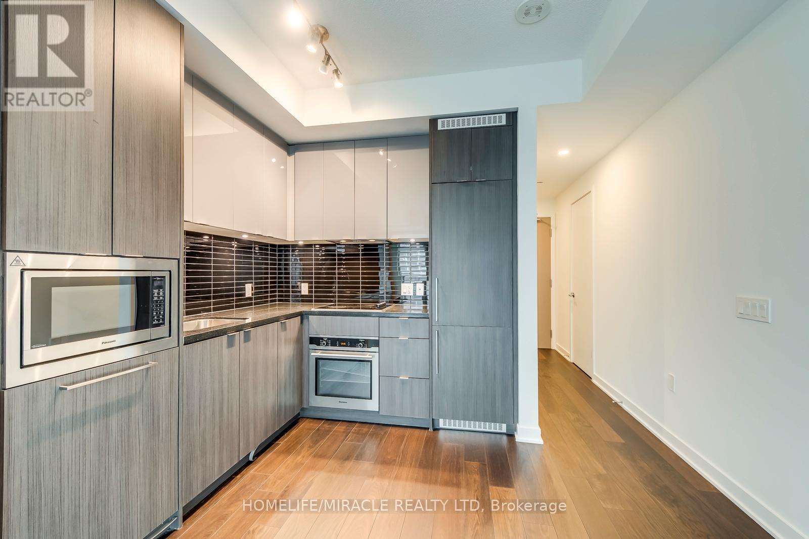 3210 - 125 Blue Jays Way, Toronto, Ontario  M5V 0N5 - Photo 9 - C12951080