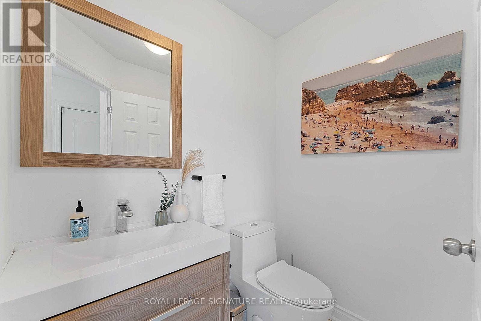 15 Yarmouth Road, Toronto, Ontario  M6G 1W7 - Photo 21 - C12951092