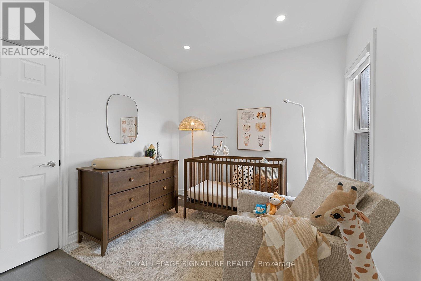 15 Yarmouth Road, Toronto, Ontario  M6G 1W7 - Photo 32 - C12951092