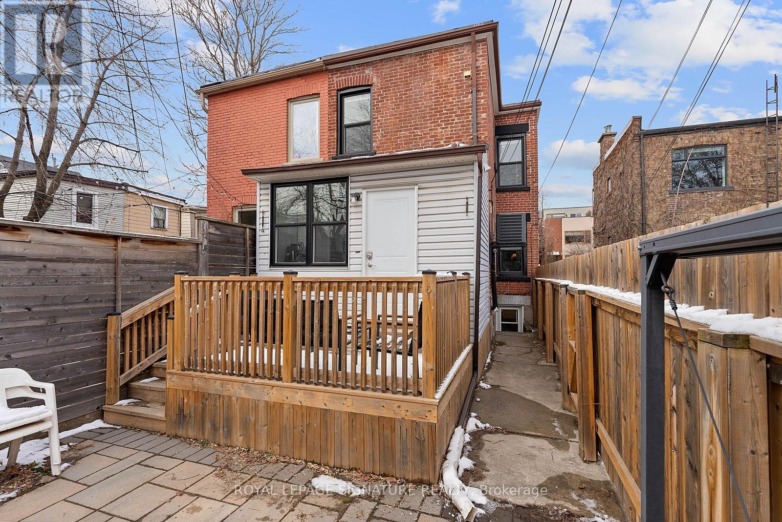 15 Yarmouth Road, Toronto, Ontario  M6G 1W7 - Photo 46 - C12951092