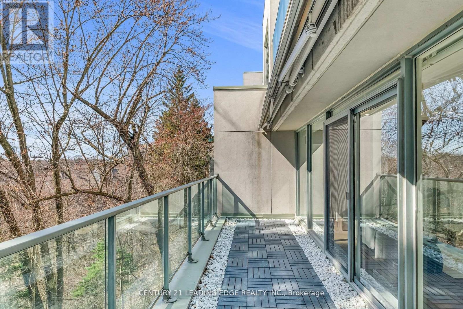 208 - 1 Watergarden Way, Toronto, Ontario  M2K 2Z7 - Photo 29 - C12951118