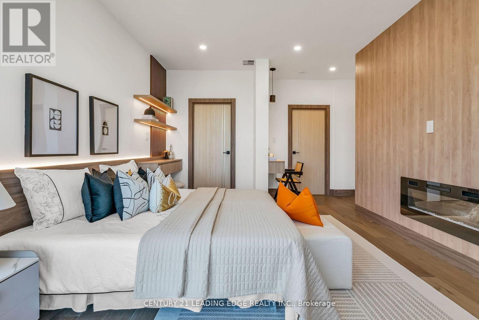 208 - 1 Watergarden Way, Toronto, Ontario  M2K 2Z7 - Photo 39 - C12951118