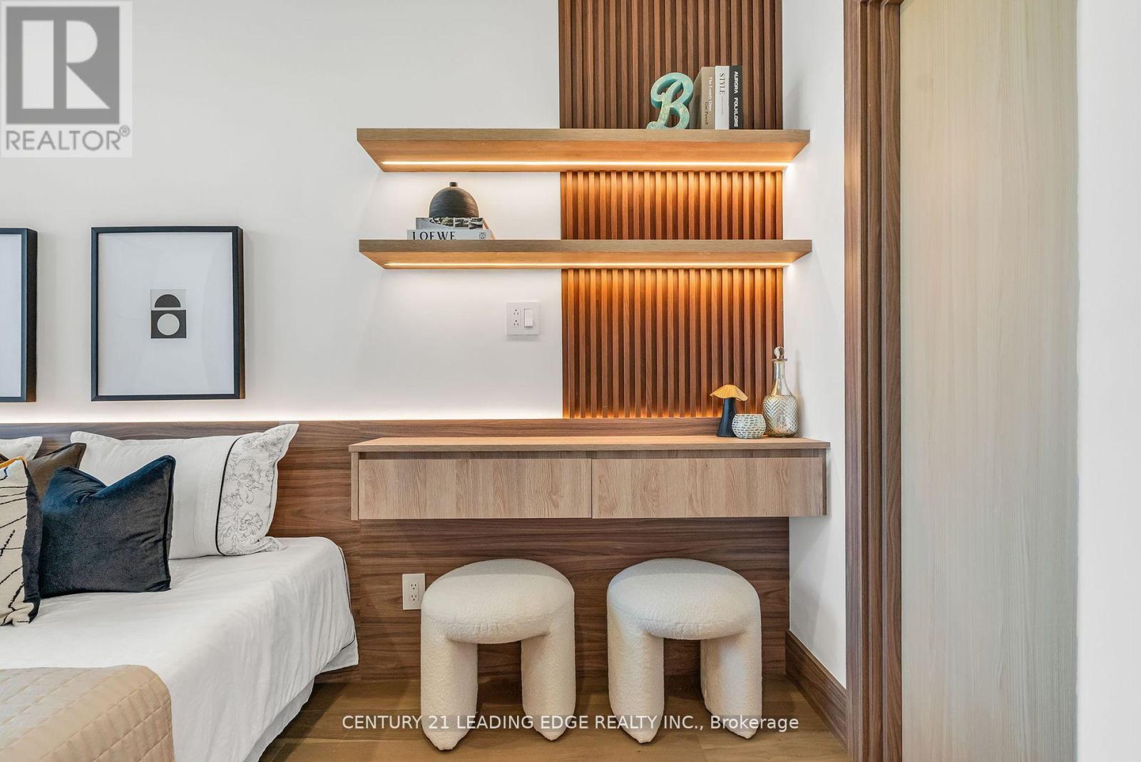 208 - 1 Watergarden Way, Toronto, Ontario  M2K 2Z7 - Photo 42 - C12951118