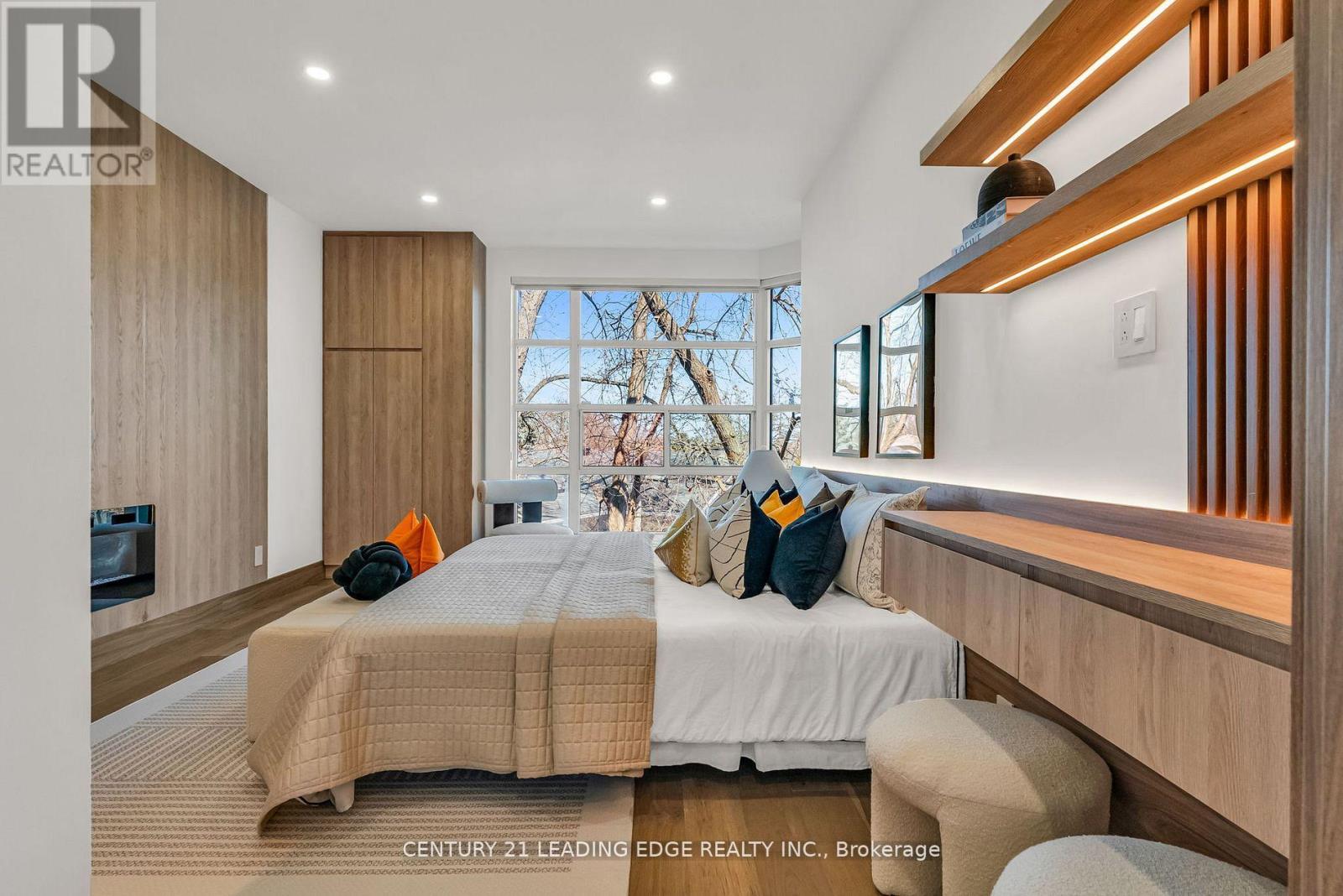 208 - 1 Watergarden Way, Toronto, Ontario  M2K 2Z7 - Photo 43 - C12951118