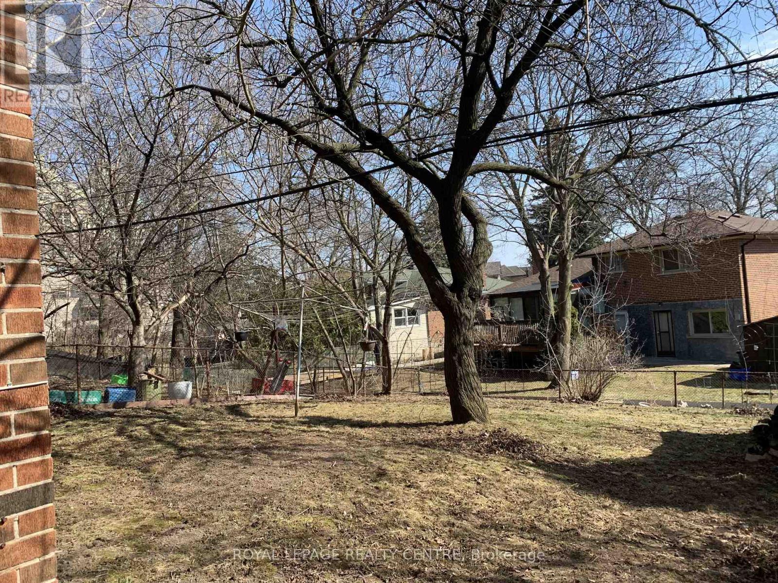 Unit 3 - 339 Sheppard Avenue E, Toronto, Ontario  M2N 3B3 - Photo 18 - C12951124