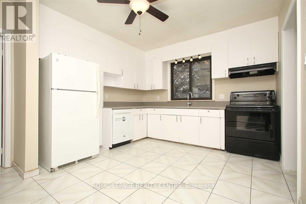 Unit 3 - 339 Sheppard Avenue E, Toronto, Ontario  M2N 3B3 - Photo 6 - C12951124