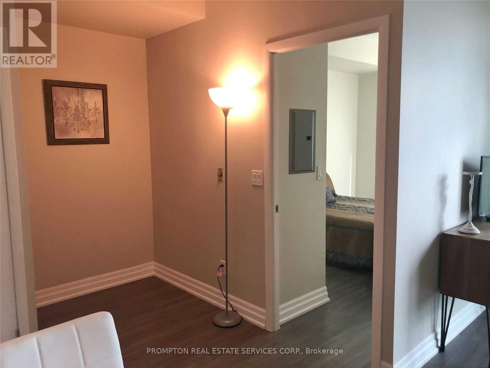 1201 - 231 Fort York Boulevard, Toronto, Ontario  M5V 1B2 - Photo 7 - C12951182