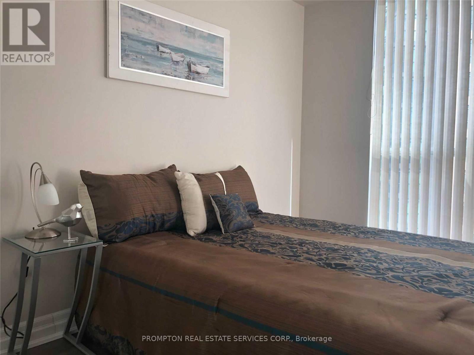 1201 - 231 Fort York Boulevard, Toronto, Ontario  M5V 1B2 - Photo 8 - C12951182