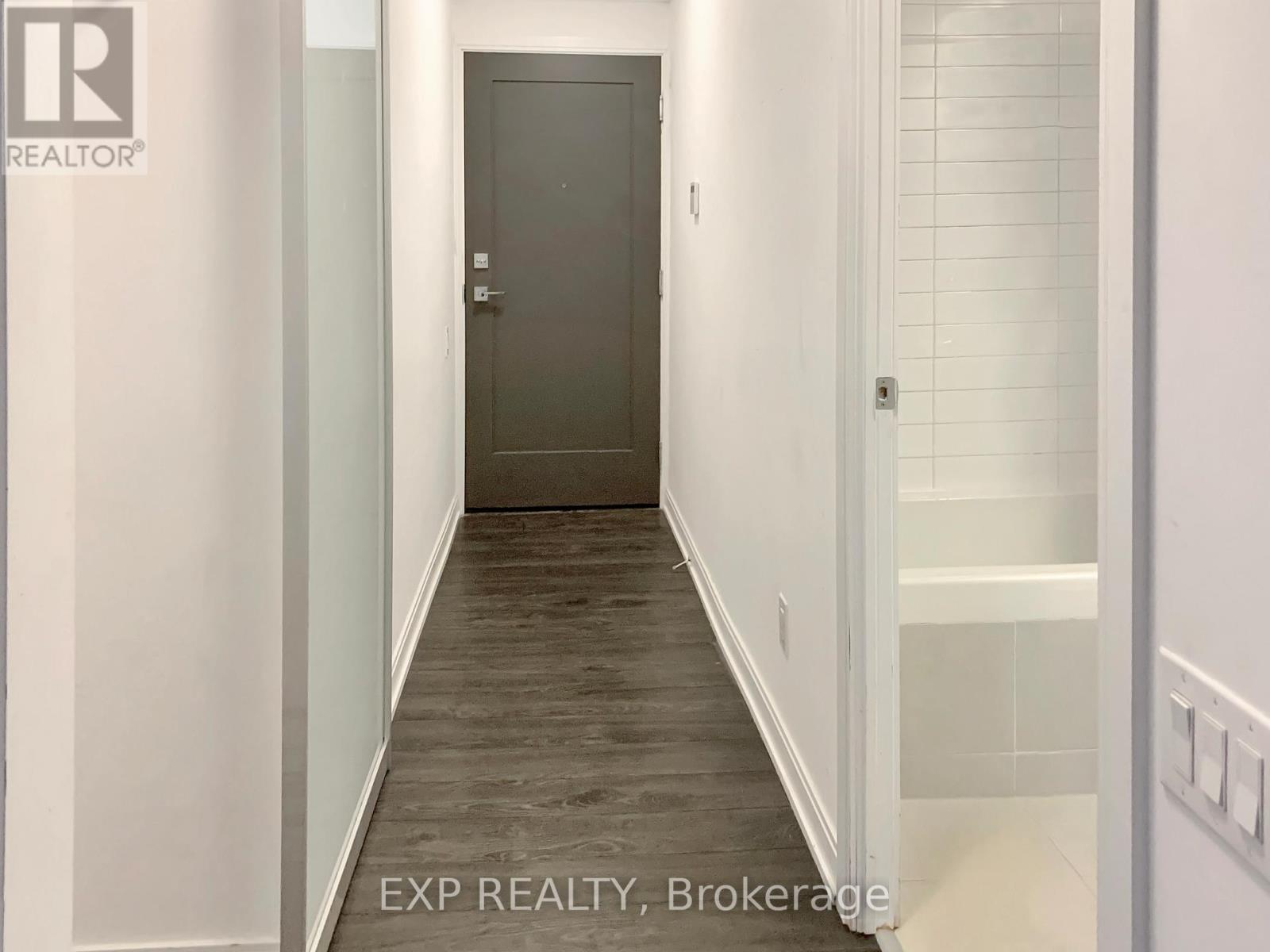 2710 - 42 Charles Street E, Toronto, Ontario  M4Y 0B7 - Photo 2 - C12951194