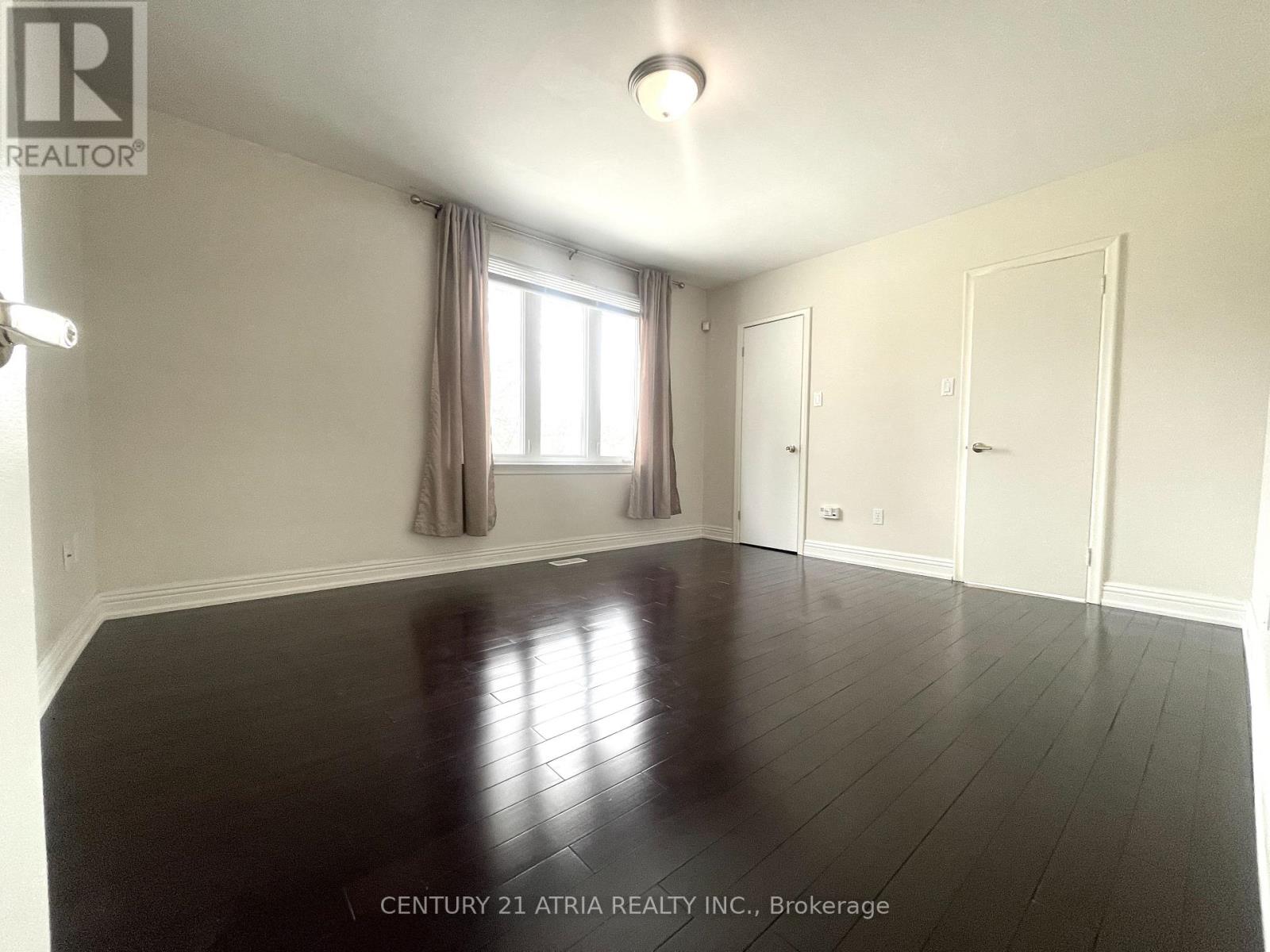 Upper Unit - 45 Ambrose Road, Toronto, Ontario  M2K 1S2 - Photo 6 - C12951220