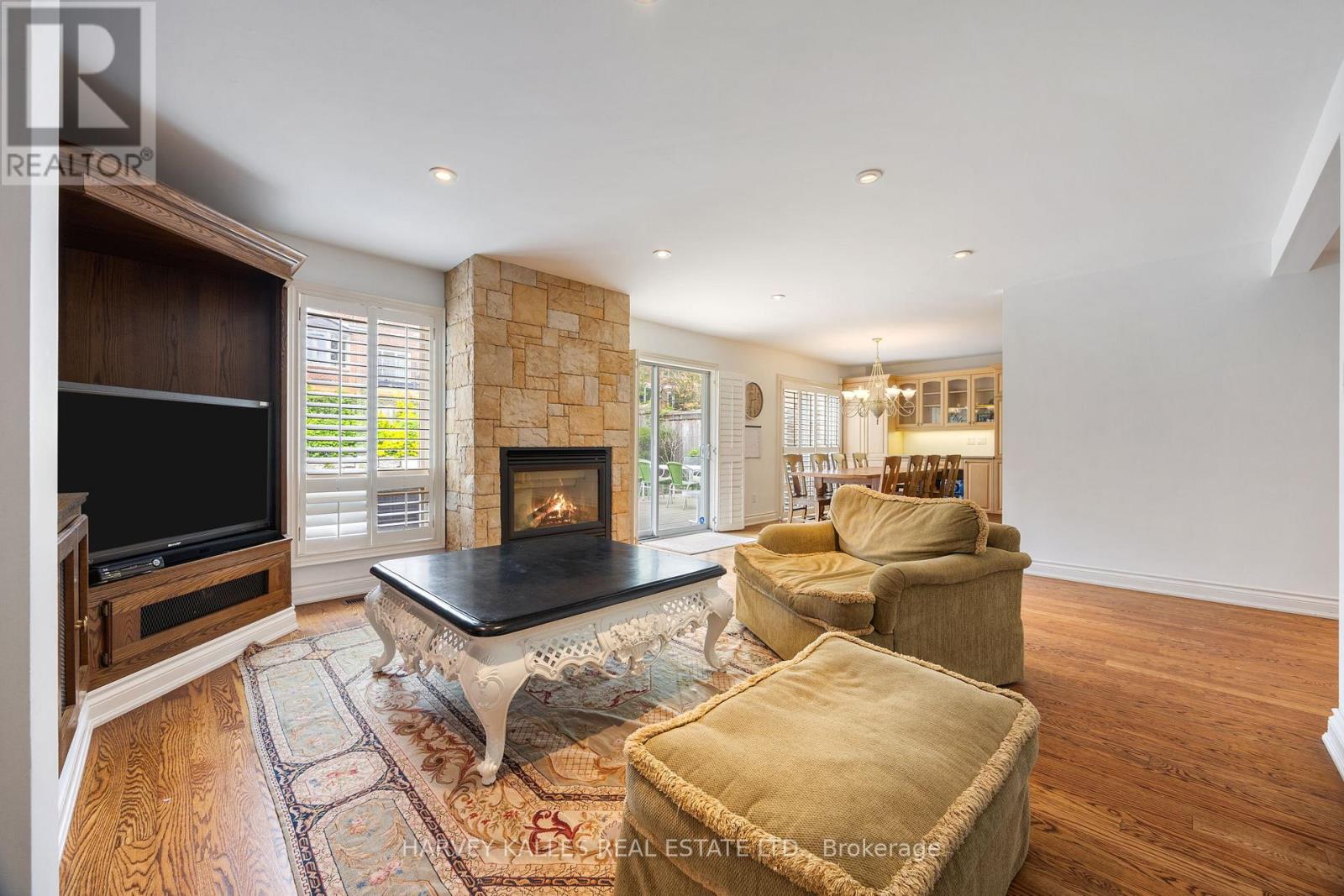 26 Forest Ridge Drive, Toronto, Ontario  M6B 1H3 - Photo 16 - C12951222