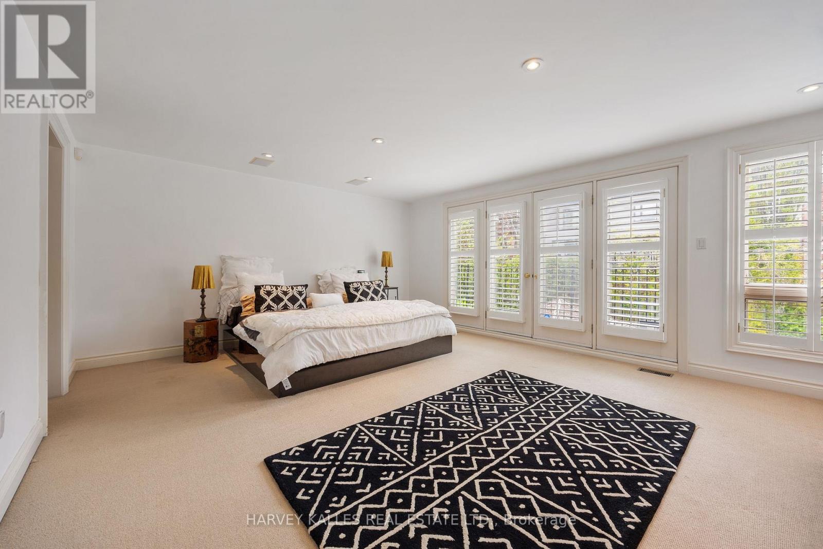 26 Forest Ridge Drive, Toronto, Ontario  M6B 1H3 - Photo 20 - C12951222