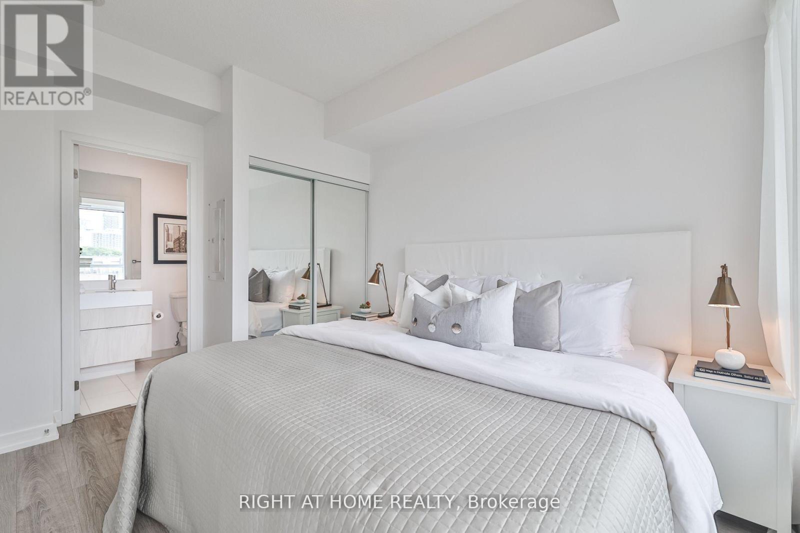 308 - 200 Sackville Street, Toronto, Ontario  M5A 0B9 - Photo 25 - C12951254