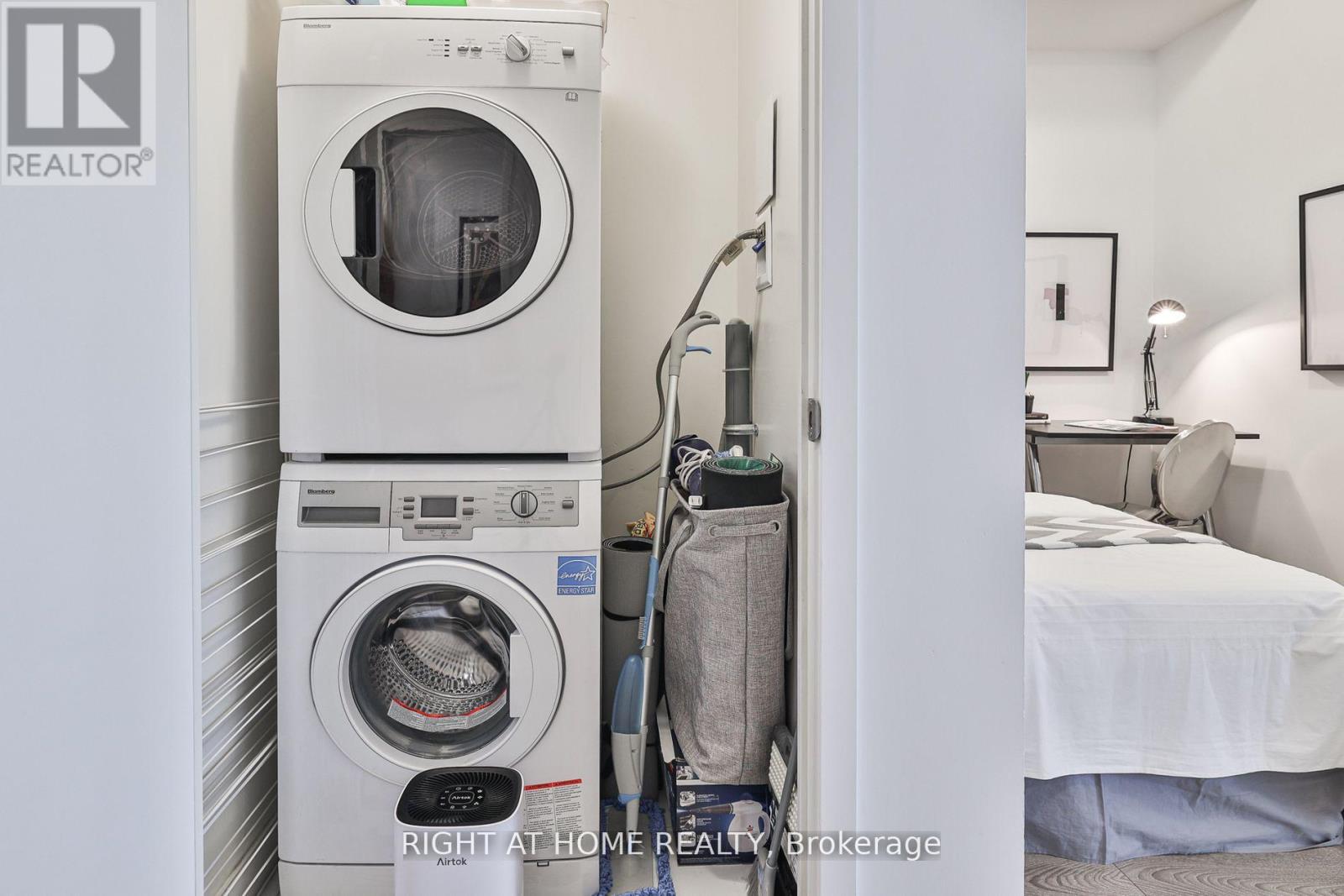 308 - 200 Sackville Street, Toronto, Ontario  M5A 0B9 - Photo 37 - C12951254