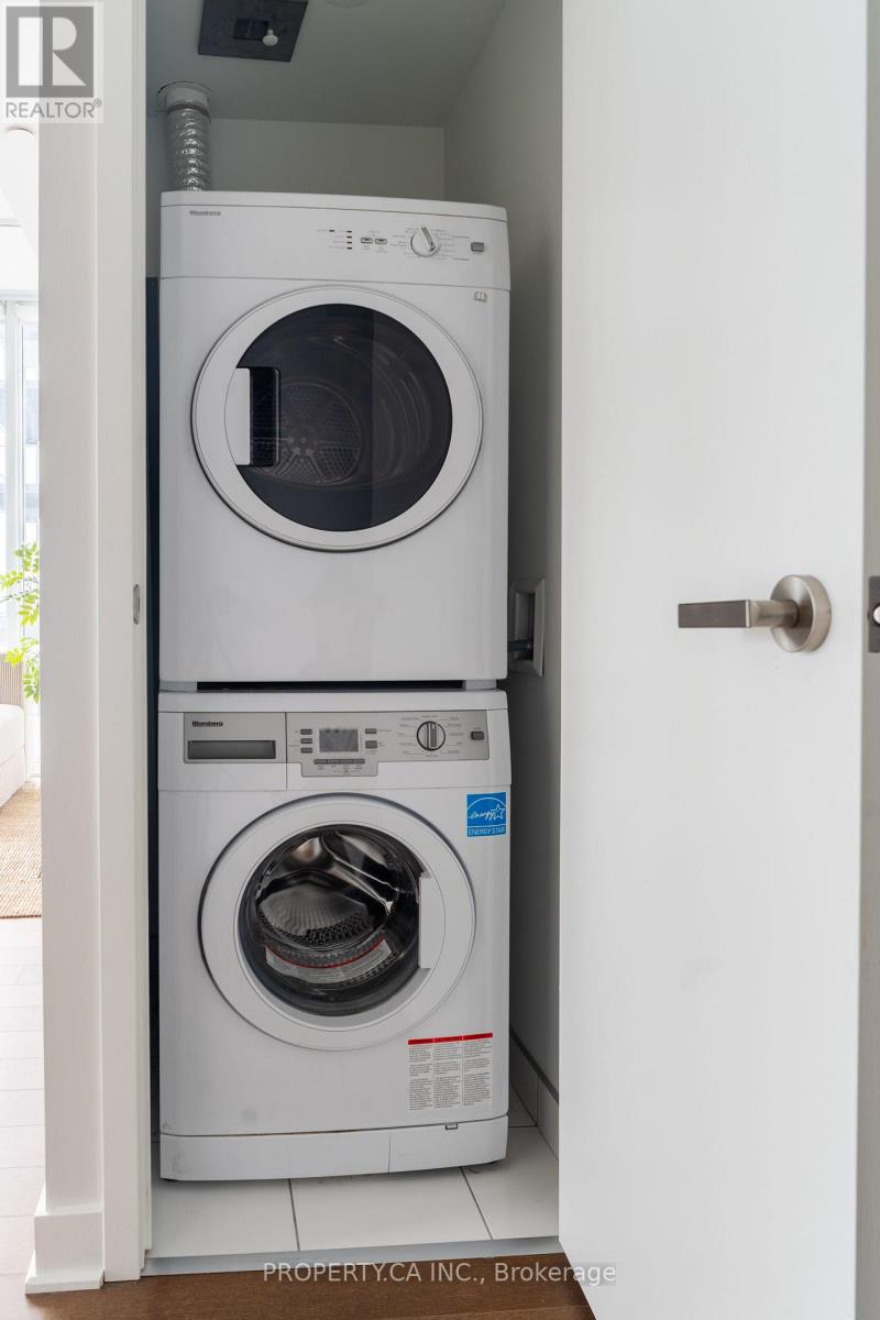 3308 - 15 Grenville Street, Toronto, Ontario  M4Y 0B9 - Photo 11 - C12951270