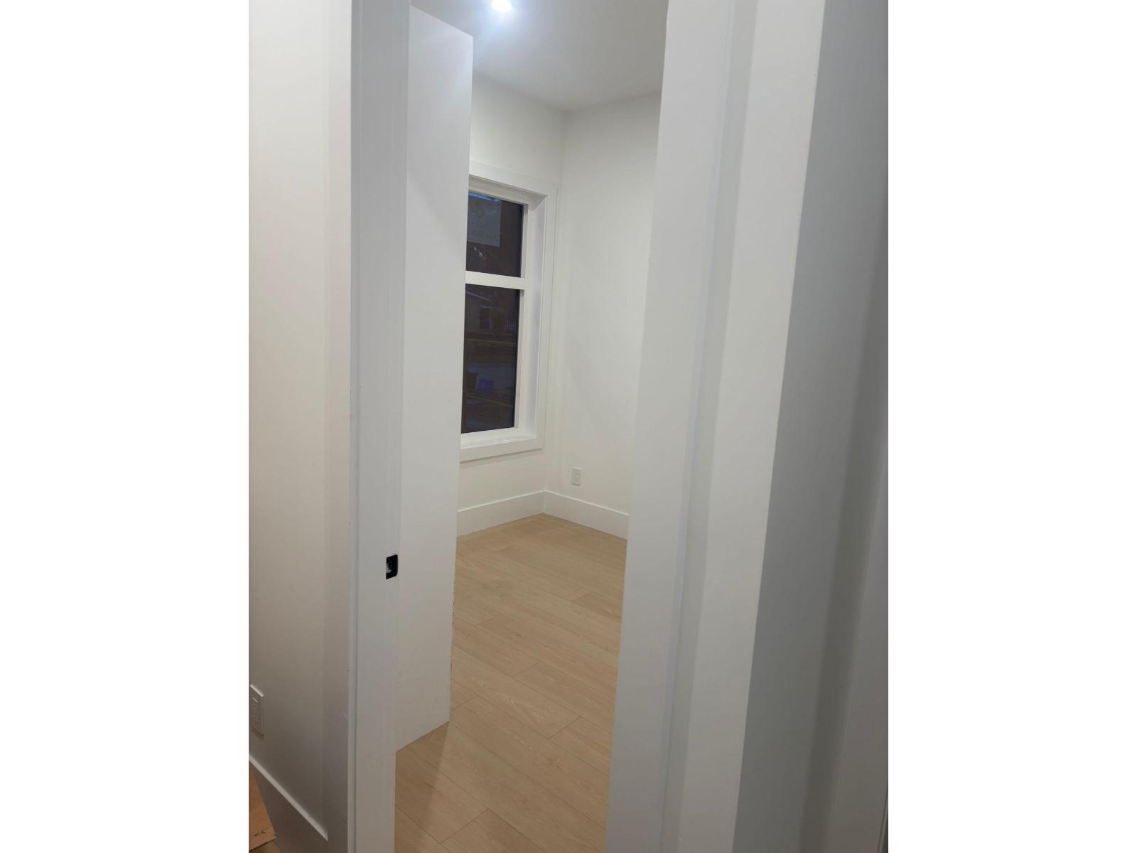 11663 89a Avenue, Delta, British Columbia  V4C 7J7 - Photo 2 - R3105799