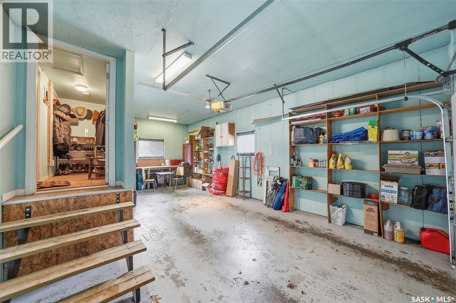 313 7th Avenue W, Watrous, Saskatchewan  S0K 4T0 - Photo 33 - SK031903