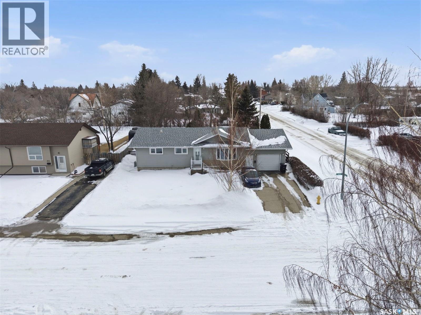 313 7th Avenue W, Watrous, Saskatchewan  S0K 4T0 - Photo 49 - SK031903