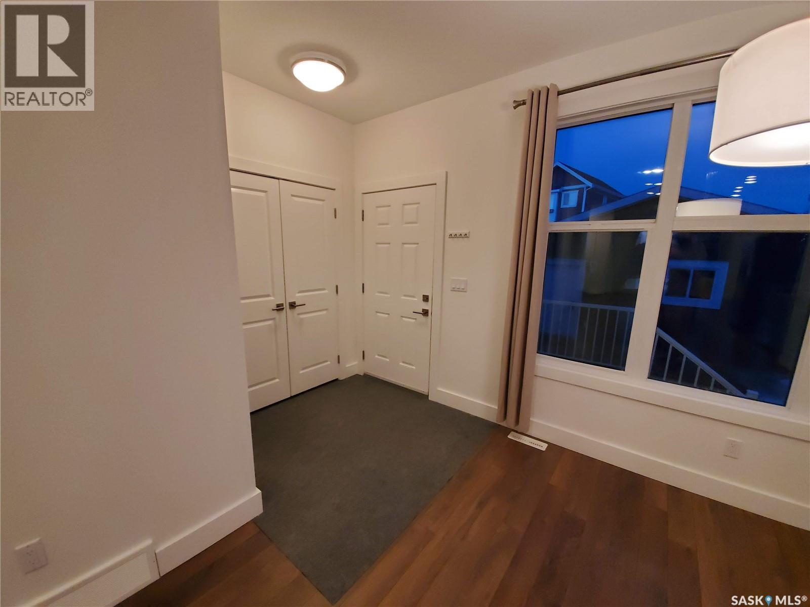 447 Eaton Lane, Saskatoon, Saskatchewan  S7V 0H5 - Photo 7 - SK031812