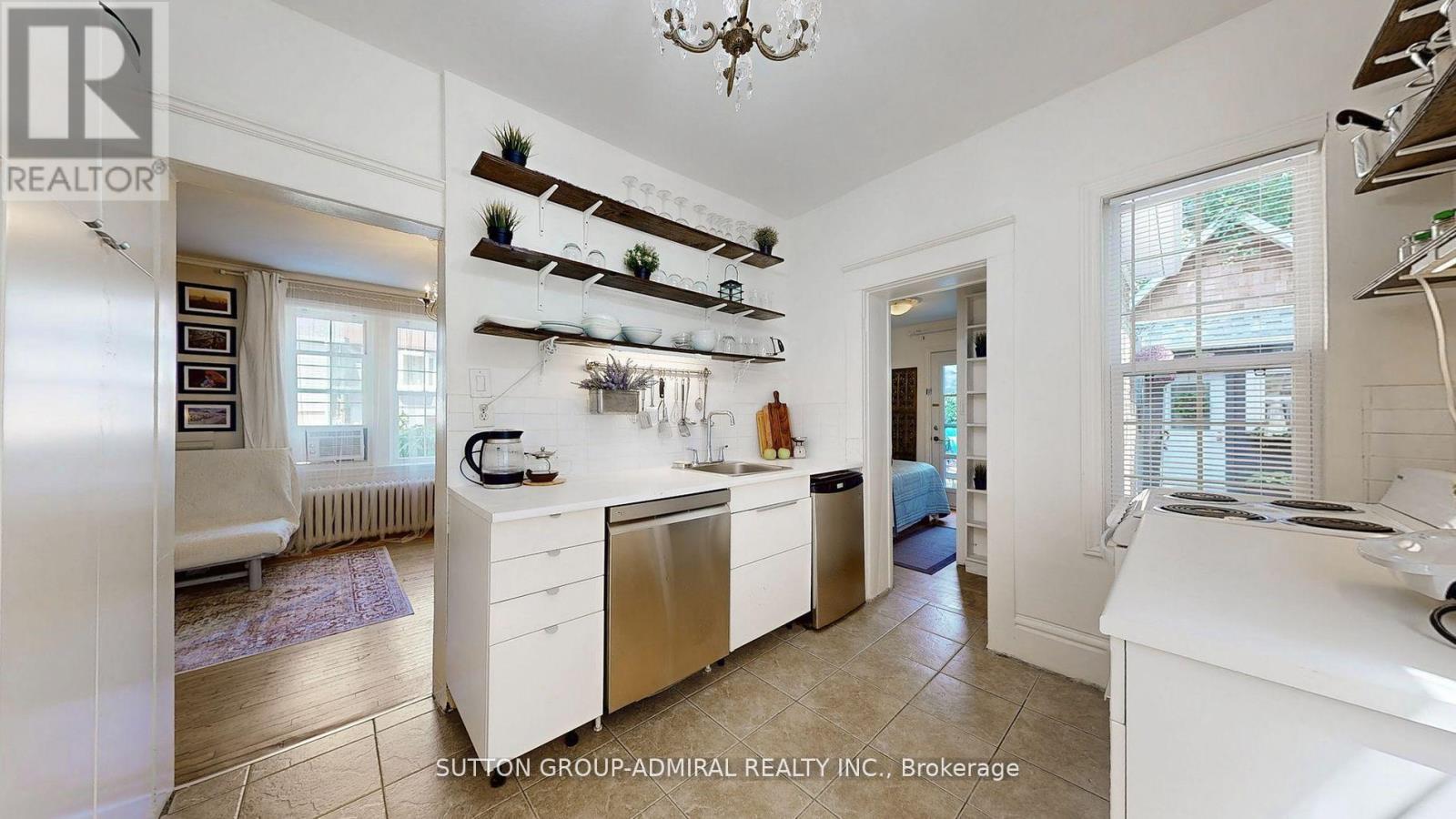 117 Bellhaven Road, Toronto, Ontario  M4L 3J9 - Photo 12 - E12950998