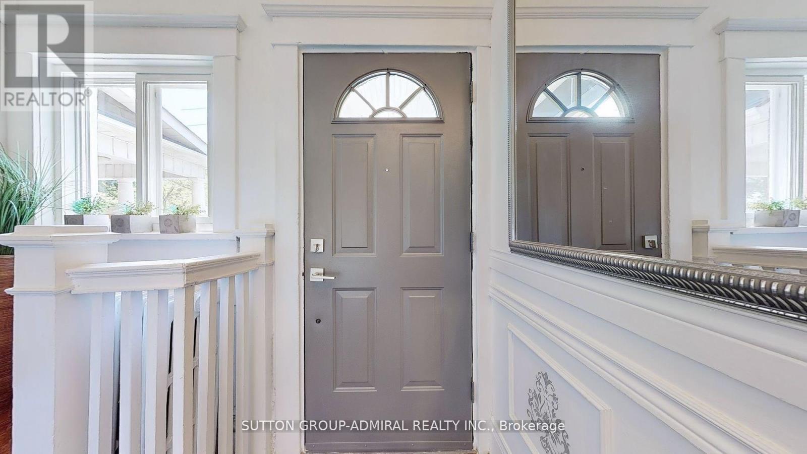 117 Bellhaven Road, Toronto, Ontario  M4L 3J9 - Photo 7 - E12950998