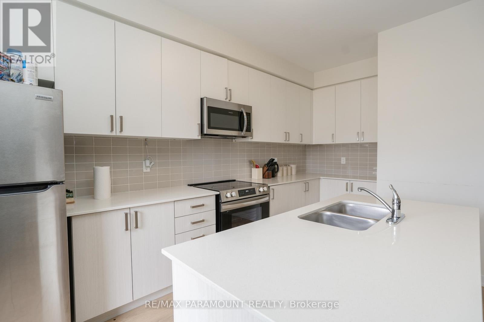 201 - 1865 Pickering Parkway, Pickering, Ontario  L1V 0H2 - Photo 13 - E12951042