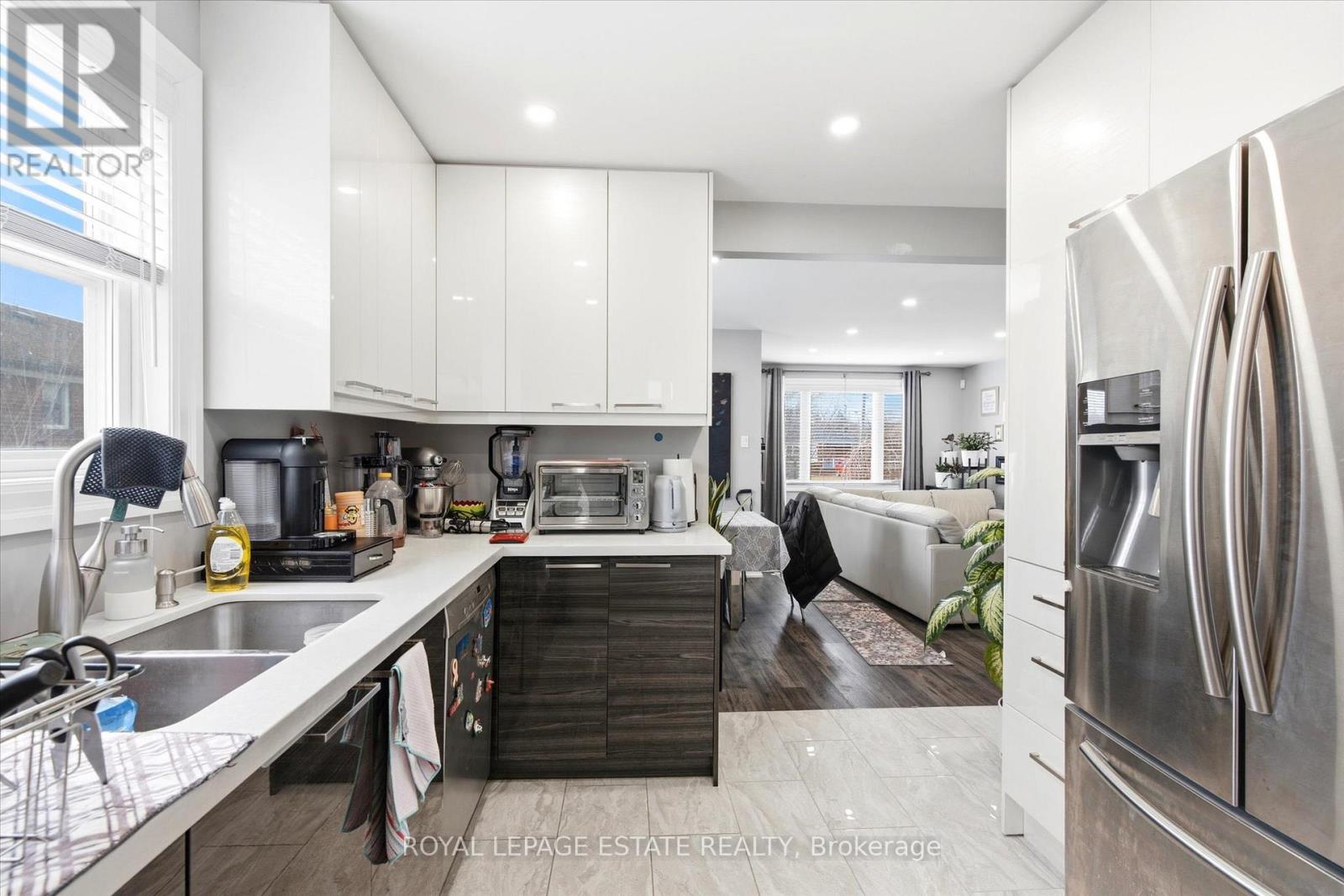 55 Cleta Drive, Toronto, Ontario  M1K 3G5 - Photo 12 - E12951116