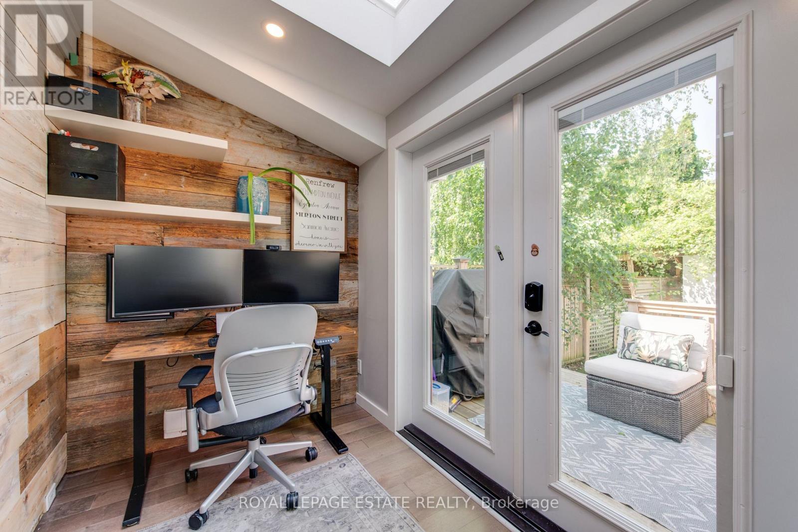 138 Woodmount Avenue, Toronto, Ontario  M4C 3Y8 - Photo 15 - E12951120