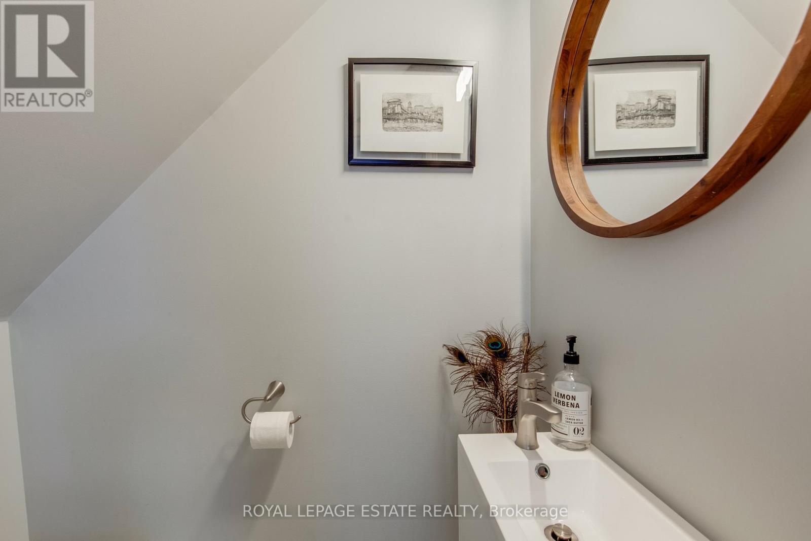 138 Woodmount Avenue, Toronto, Ontario  M4C 3Y8 - Photo 6 - E12951120