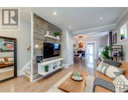 138 WOODMOUNT AVENUE, Toronto, Ontario