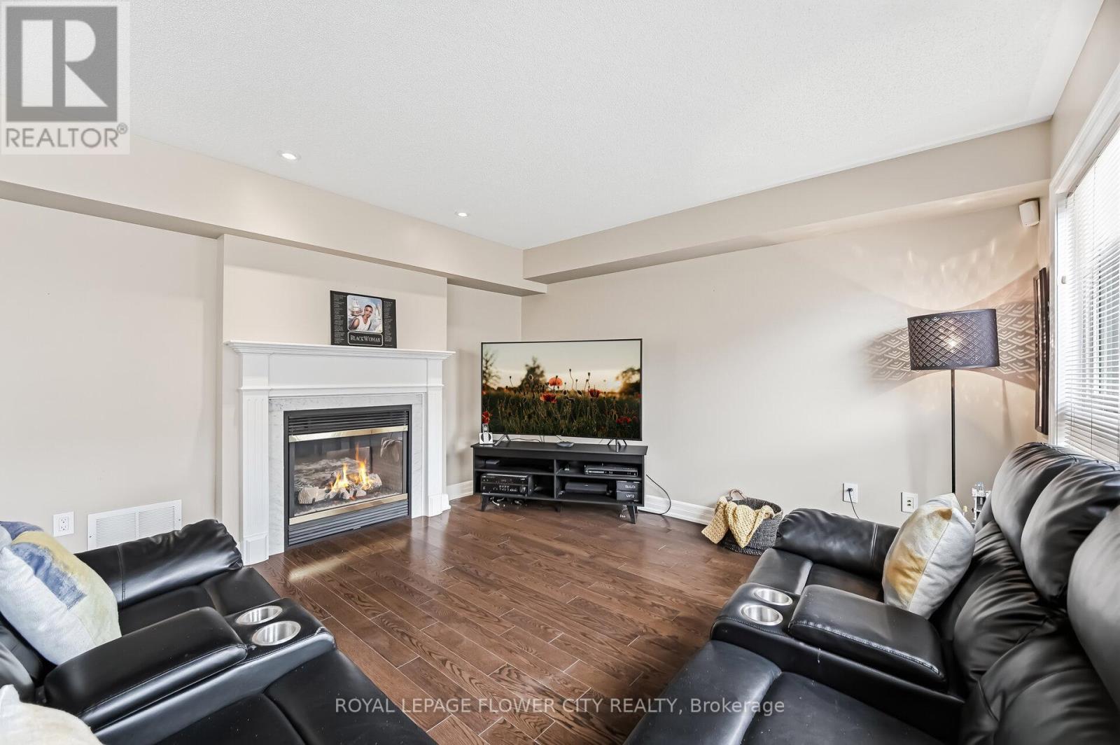 4 Fawcett Avenue, Whitby, Ontario  L1R 3A1 - Photo 19 - E12951152