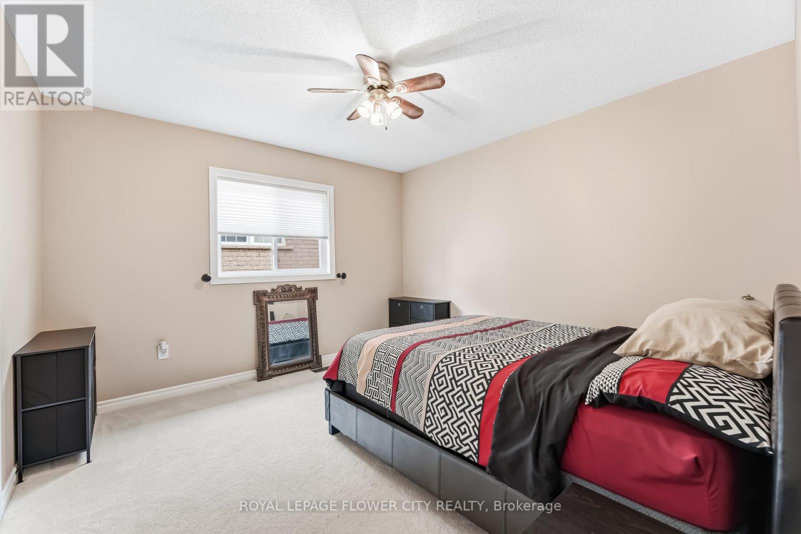 4 Fawcett Avenue, Whitby, Ontario  L1R 3A1 - Photo 34 - E12951152