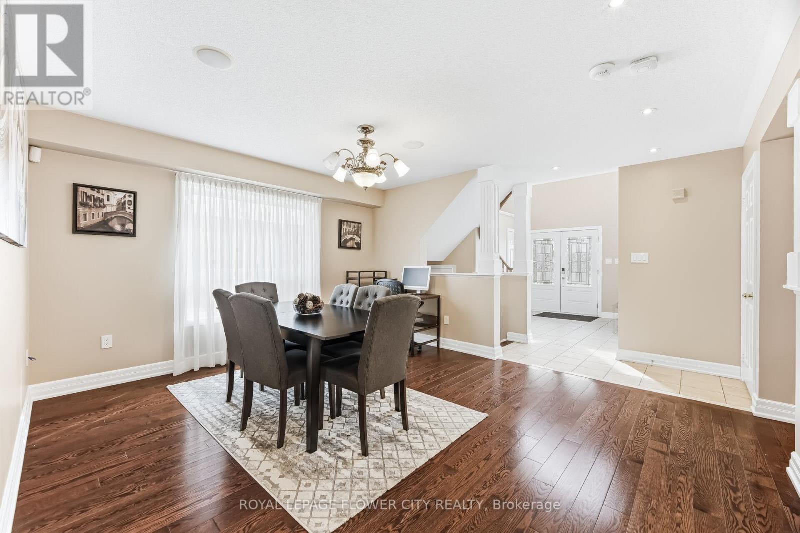 4 Fawcett Avenue, Whitby, Ontario  L1R 3A1 - Photo 7 - E12951152