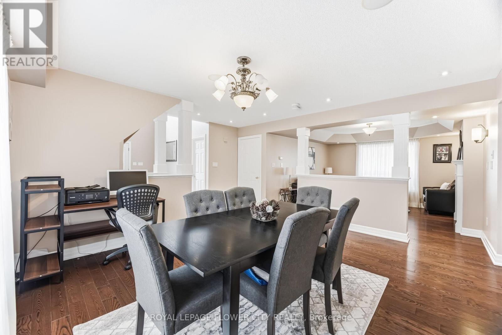 4 Fawcett Avenue, Whitby, Ontario  L1R 3A1 - Photo 8 - E12951152